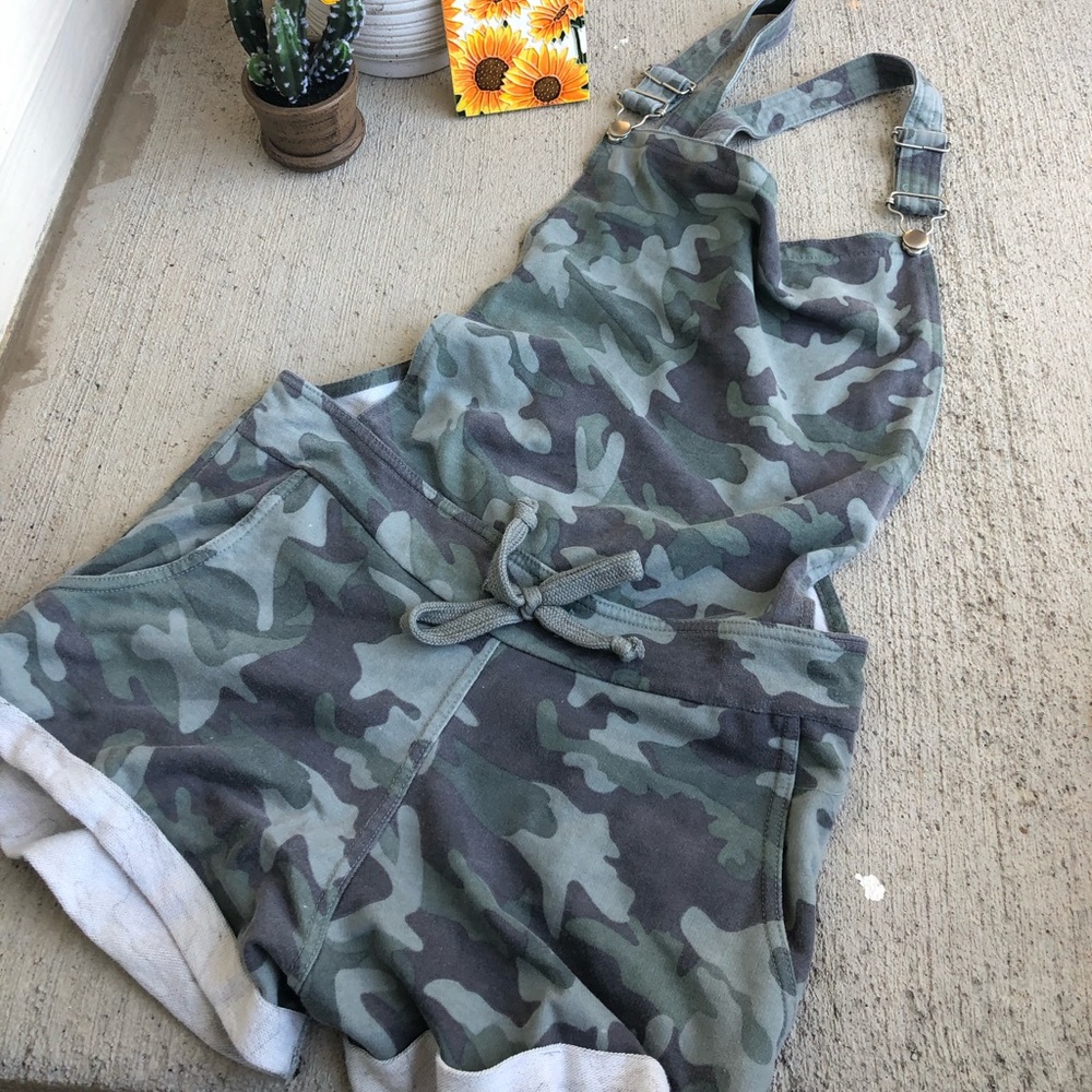 Oceandrive Camo romper overalls